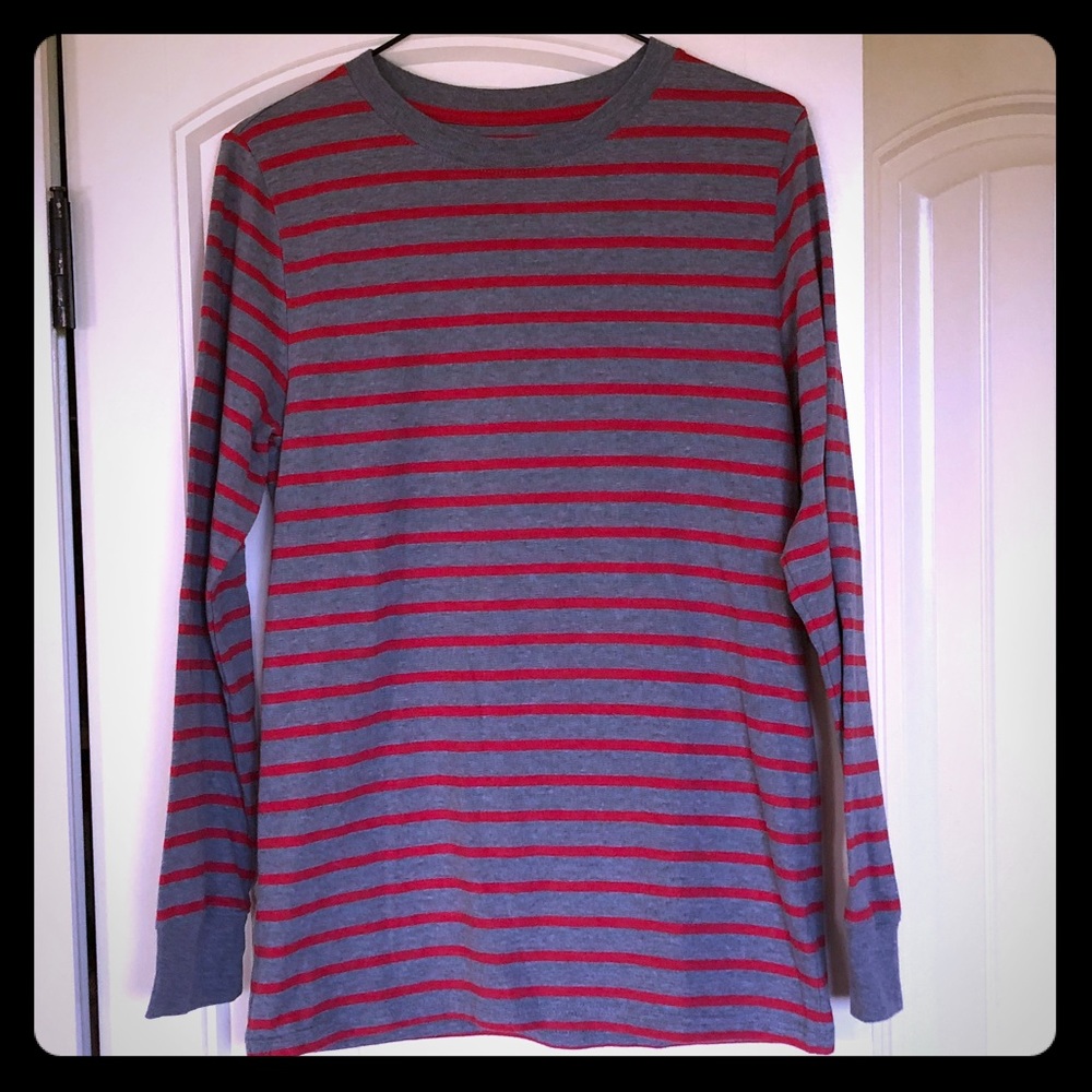 Cat and Jack Long sleeve red and gray T-shirt